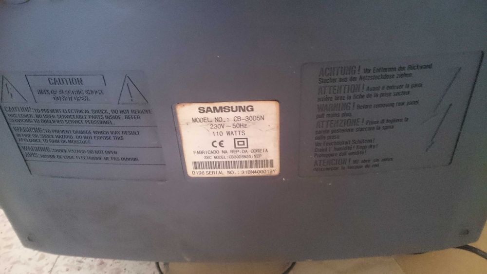 TV Samsung CB-30D5N 66cm com comando impecavel 2 Scart