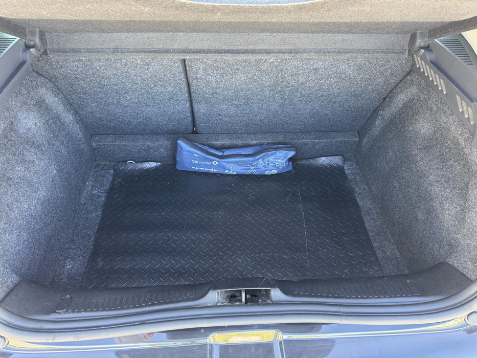 Renault Clio III 1.2 16v Authentique - 2008