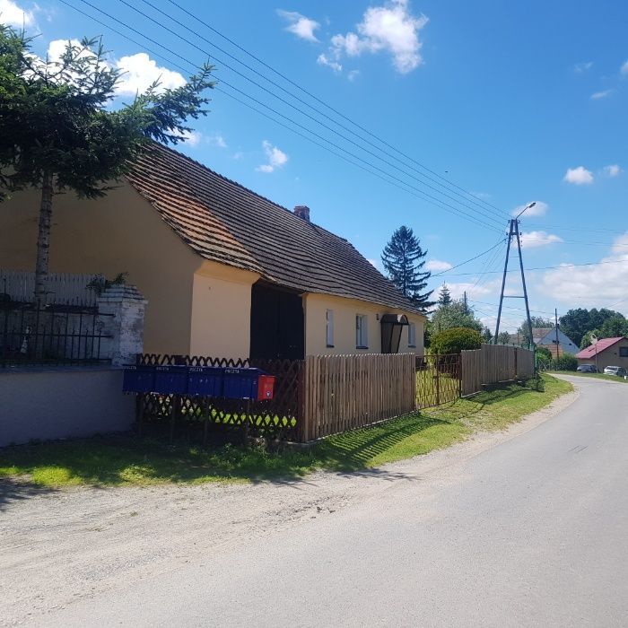 Dom 8 km od Ząbkowic plus budynki gospodarcze - Ząbkowice