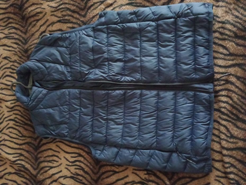 Жилетка мужская новая