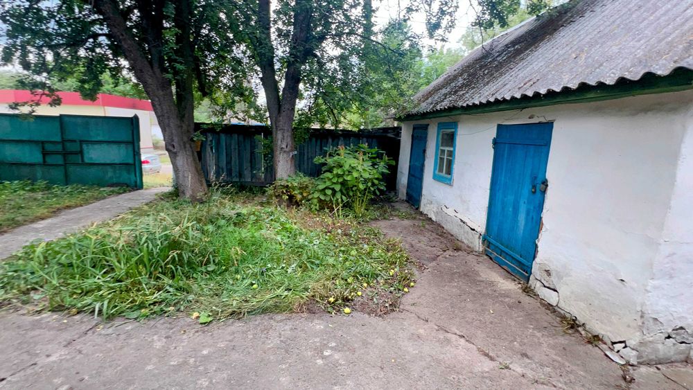 Будинок ПІД ЗНЕСЕННЯ та 25 соток у с.Княжичі 7 км до Києва