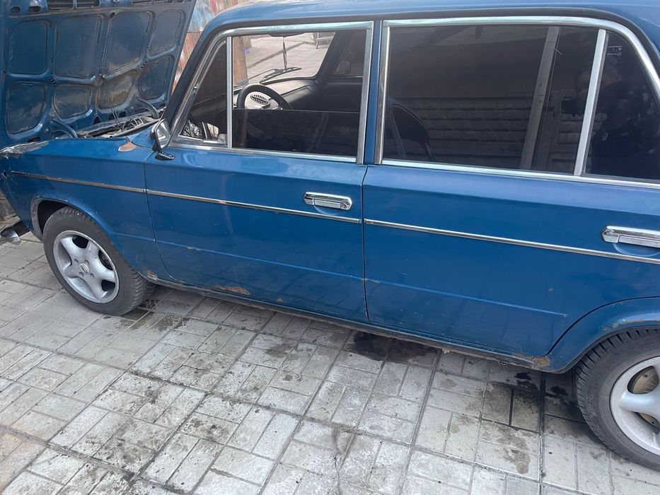 Продається ваз 2106 ЗНАХОДИТЬСЯ В ХАРКОВІ