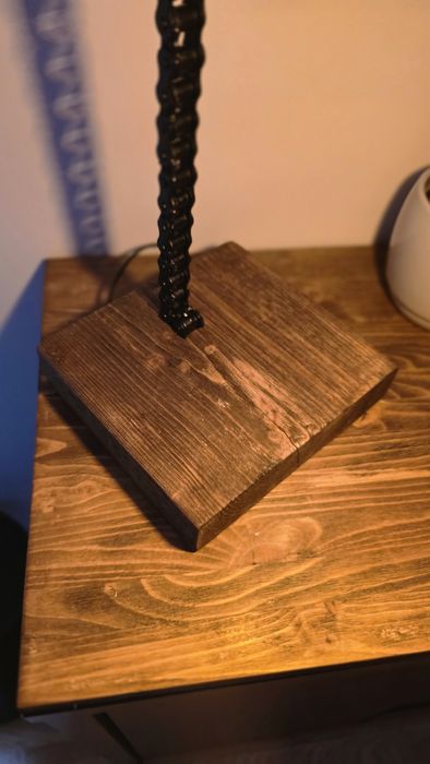 Lampa indystrialna z łańcucha, ręcznie robiona, drewno, smart