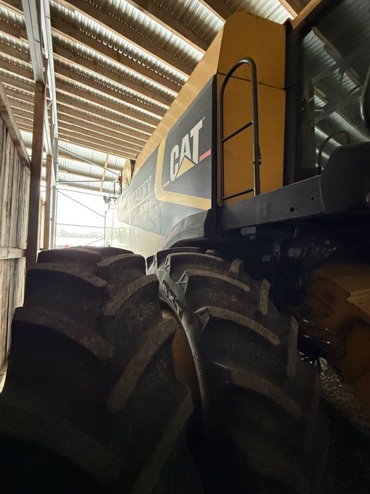 Комбайн CAT Lexion 570R