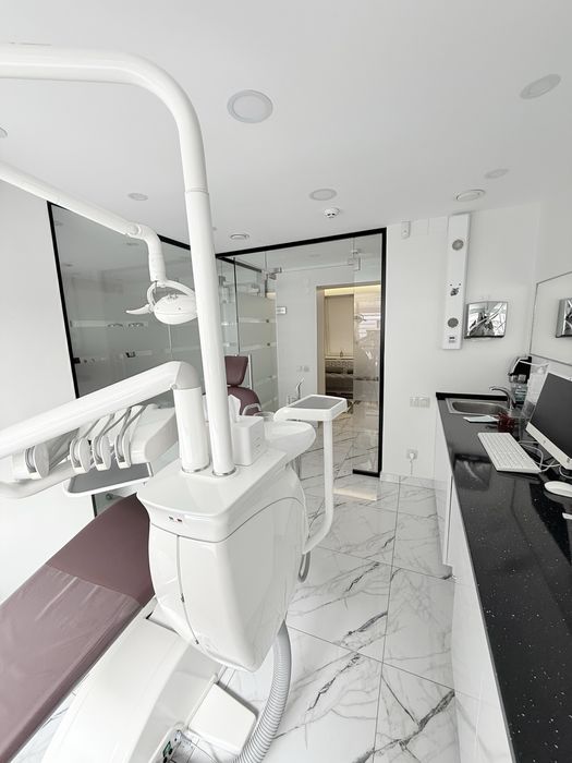 Аренда двух отдельных стоматологичных кабинетов,Печерск,оборудование