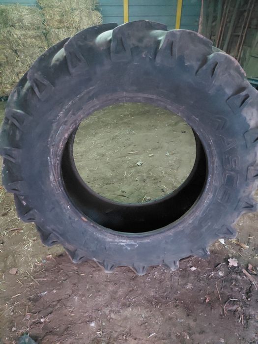 Pneu agricola 16.9 30