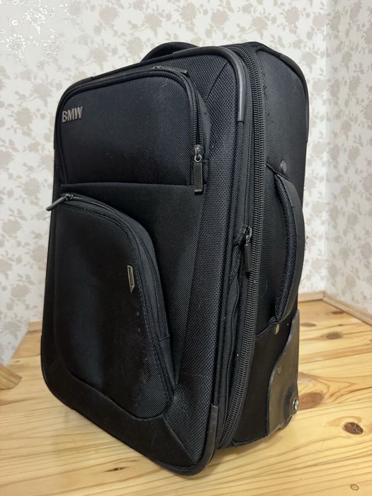 Чемодан на колесах BMW Trolley (Cabin size)