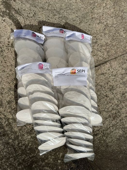 10 paczek wapna dla papug