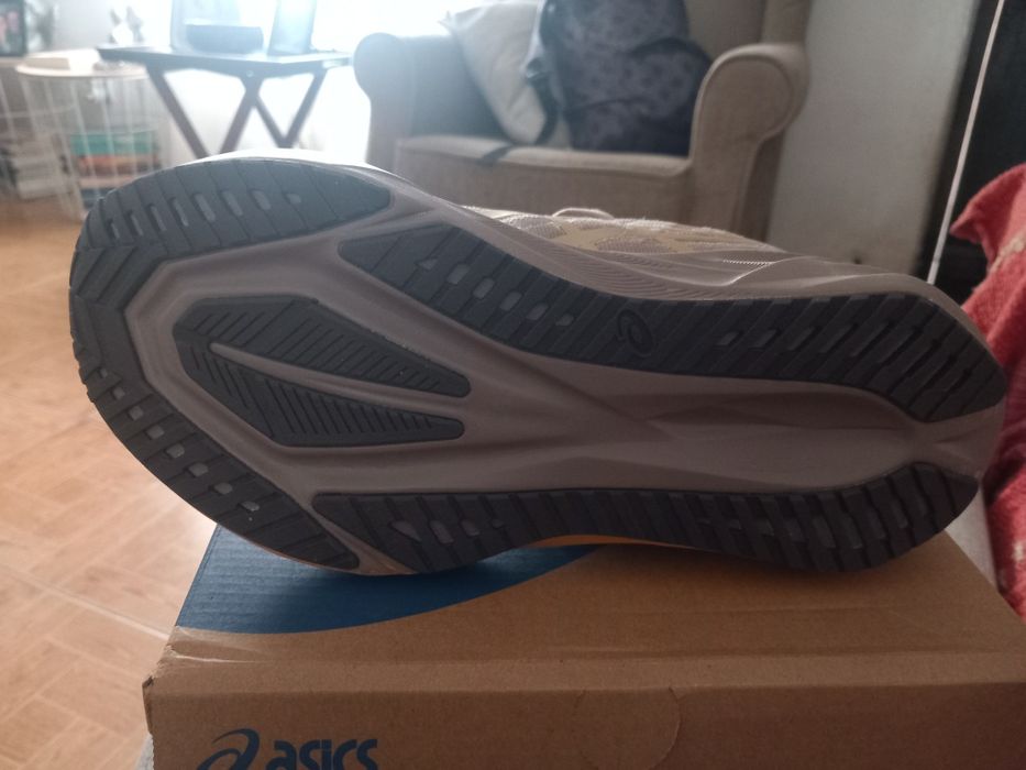 Asics NovaBlast 5