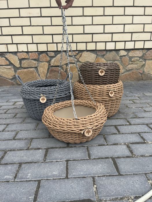 Кашпо в наявності