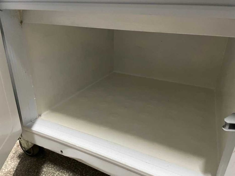 UŻYWANY Konserwator do lodów firmy ISA model  Jamaica 10 NG