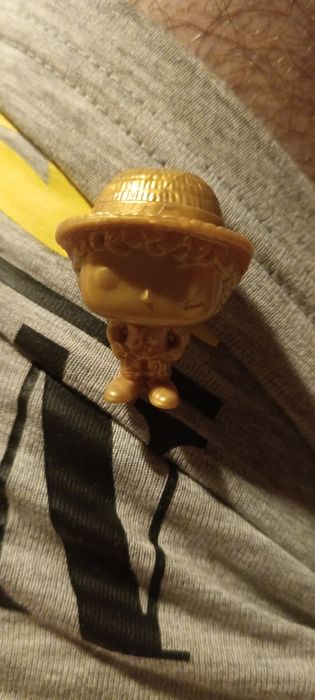Vendo Luffy dourado