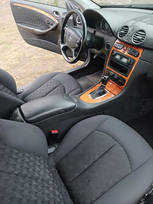 Mercedes-Benz. CLK 200 Kompressor, 1.8 benzyna, Automat, Elegance