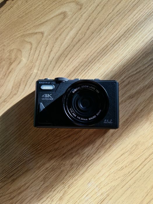 Aparat cyfrowy digital camera cyfrówka z klapką