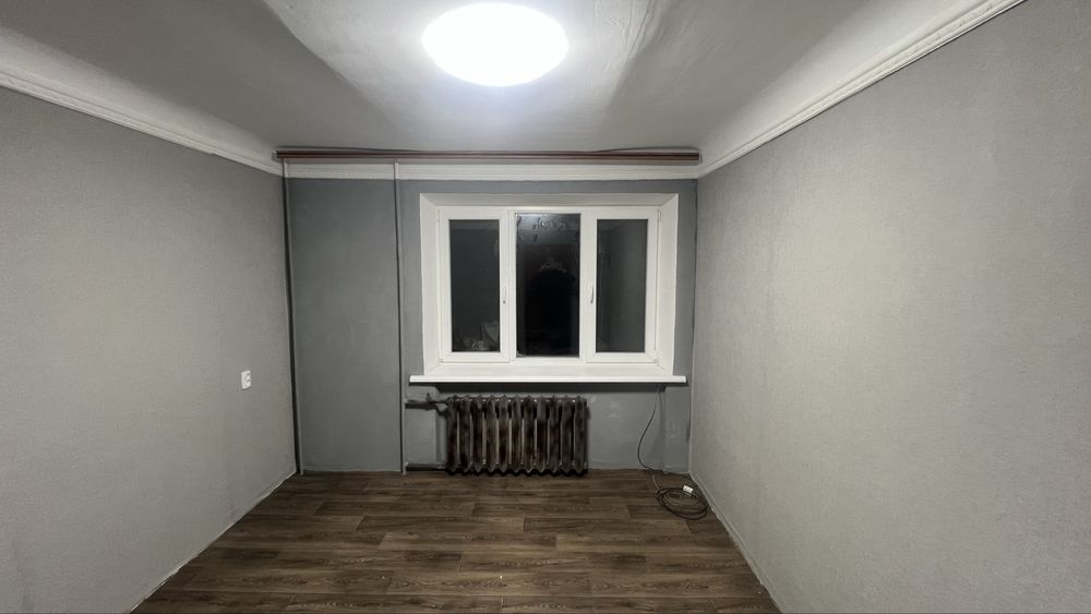 Здається кімната в гуртожитку,