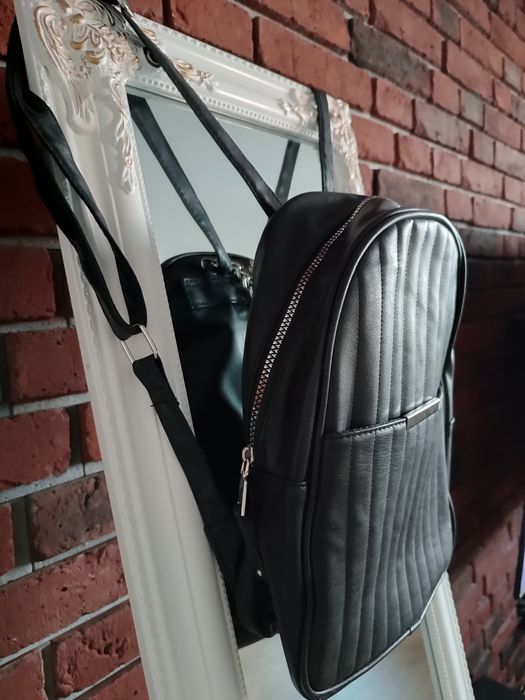 Czarny plecak damski Eko skóra Nowy bez metki
