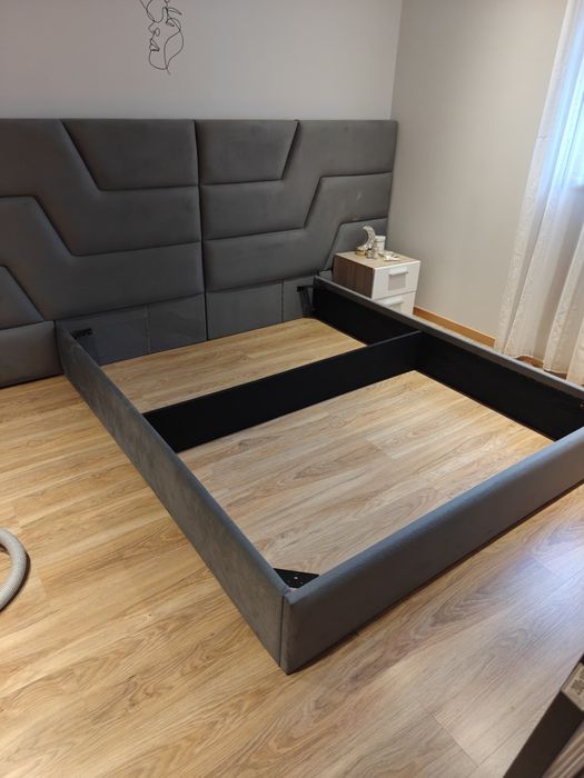 Cama em tecido de casal