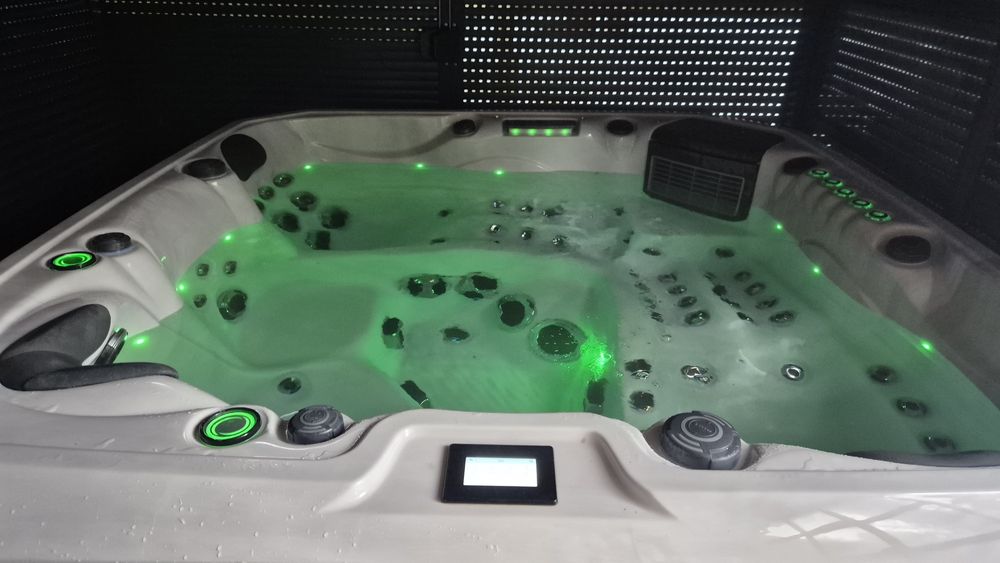 Jacuzzi Barcelona  Platinum Spas – Barcelona