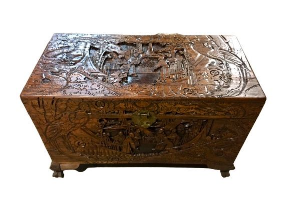 Arca baú em canfora grande antigo