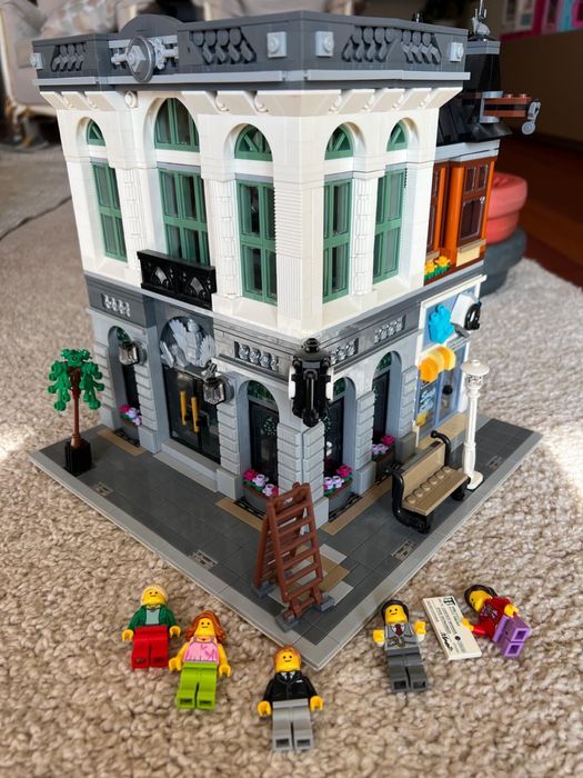 Lego Bank 10251 conpleto, c/ caixa e instruções