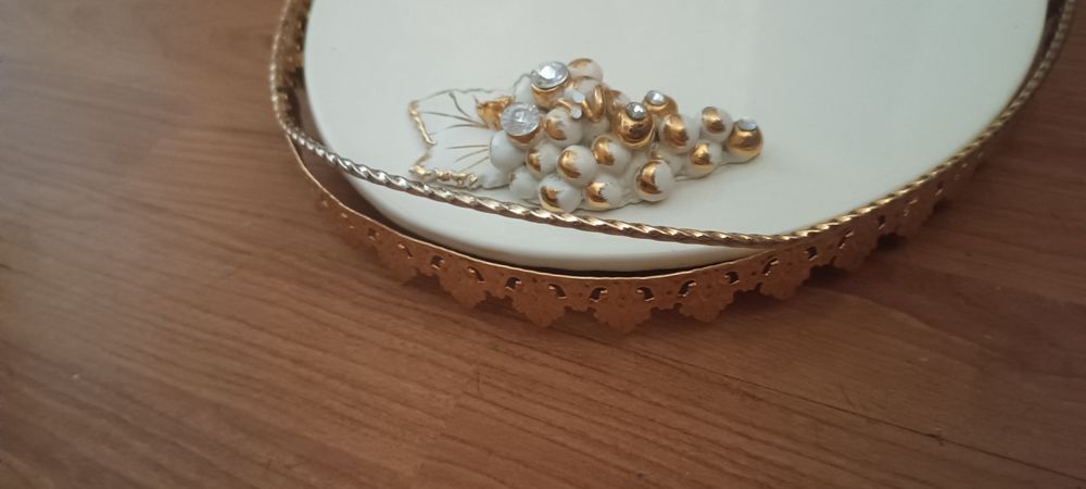 Шикарний дорогий піднос виробництва Італія