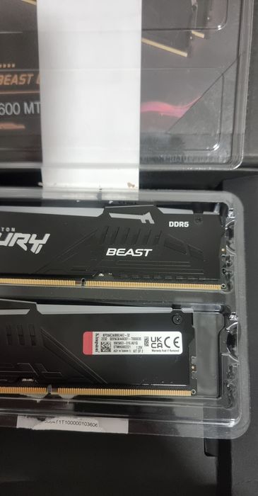 DDR5 32GB RGB Kingston Fury Beast