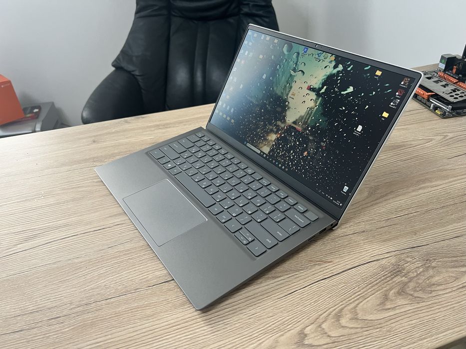 Ноутбук Dell Inspiron 5410 / i3-1125G / 16GB RAM / 250GB SSD