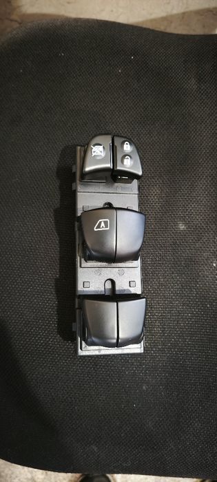 Nissan leaf Кнопки стеклоподъёмника