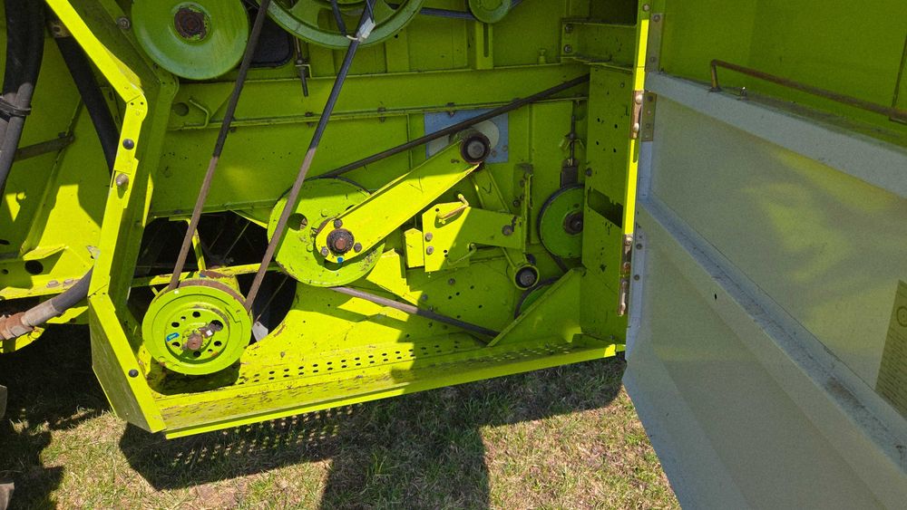 Комбайн зернозбир. Claas dominator88sl