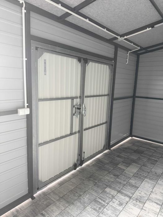 Garaż blaszany, garaż z płyty warstwowej, garaż modułowy RAPTUS