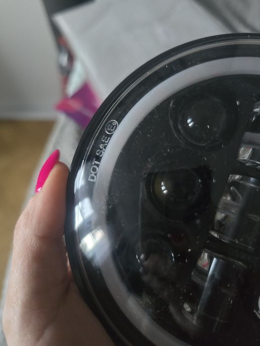 Halogenowy reflektor do motoru