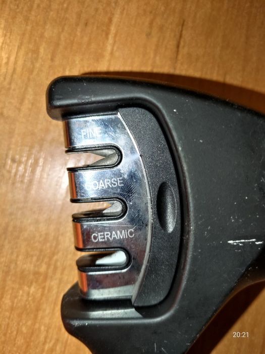 Ostrzałka do noży 3 stopniowa