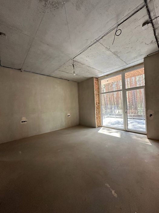 Продаж ексклюзивного будинку в лісі.