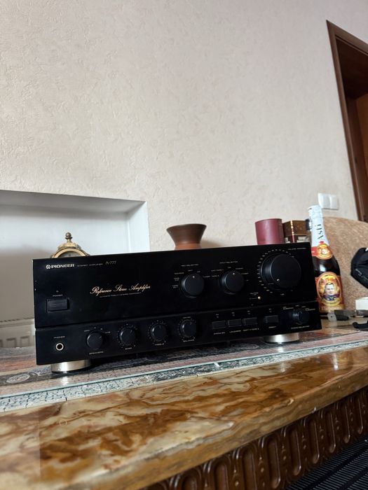 Висококласний Стерео Підсилювач Pioneer A-777 / Японія  / 19кг.