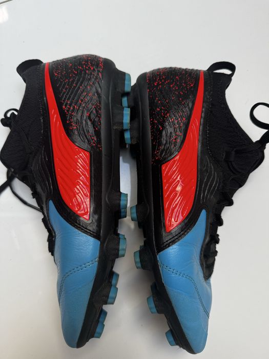 Korki  puma r. 42
