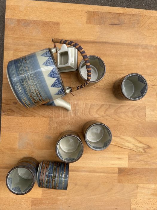 Tea Set.428572343220326400
