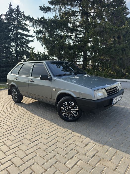 Продам 9-ку в хорошому стані