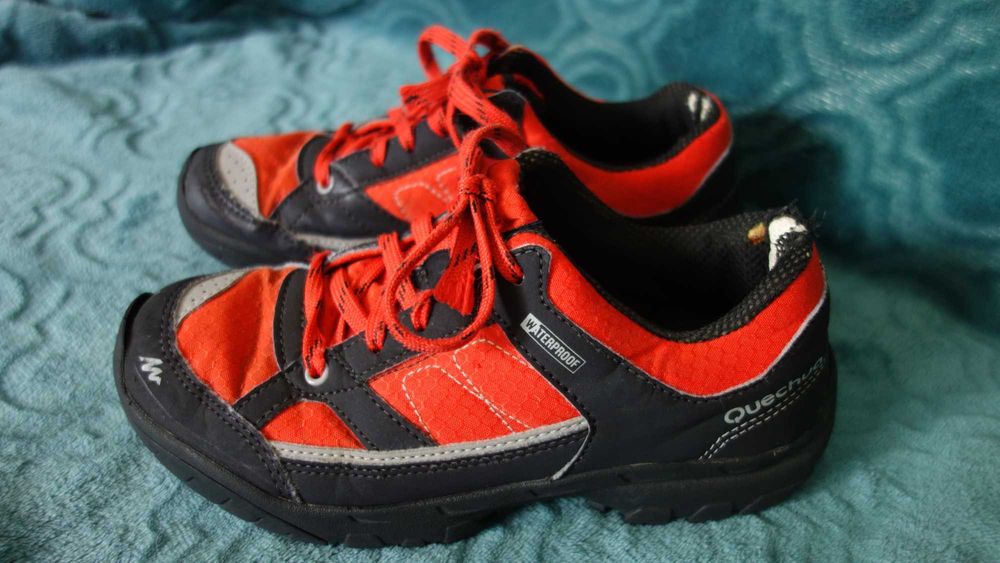 Buty trekingowe Quechua roz. 33 uniwersalne