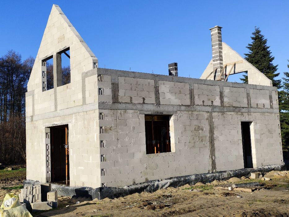 Budowa domu, murowanie, szalowanie , zbrojenie , strop