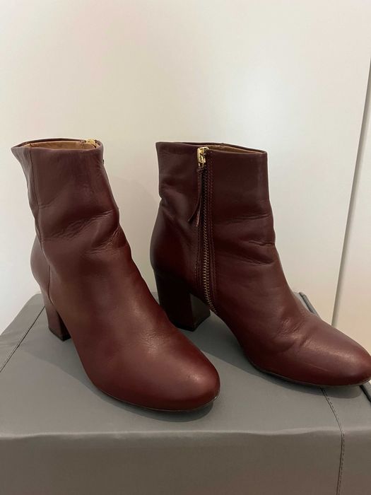 Botins Zilian em couro, tamanho 35. 2 por 40€