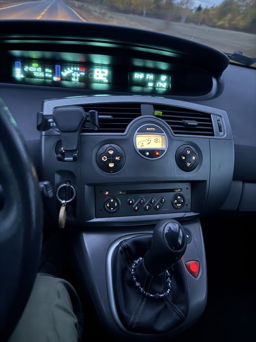 Renault scenik 1.6b+g