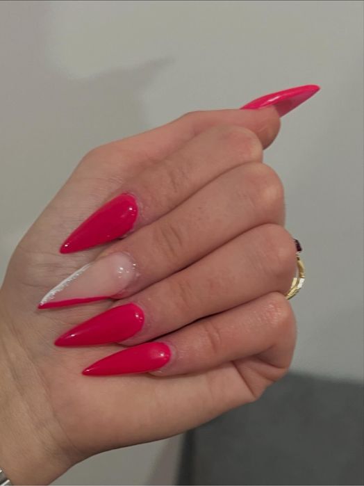 Aplicaçao de unhas de gel