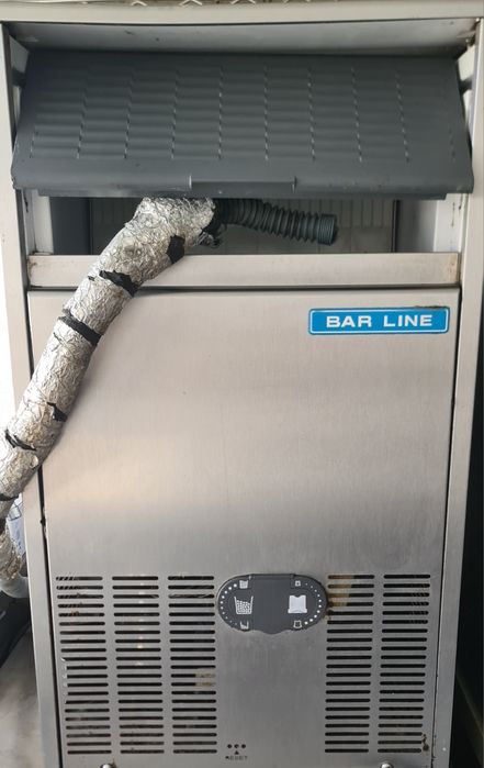 Máquina de fazer gelo