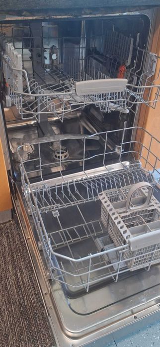 Maquina da lavar loiça Hotpoint Ariston Inox inverter Excelente estado