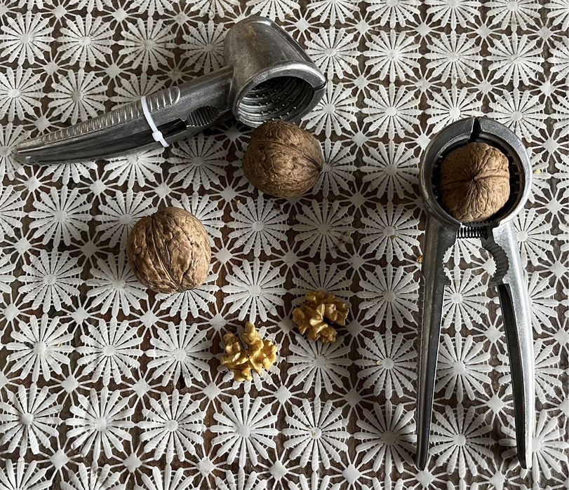 Орехокол отличного качества