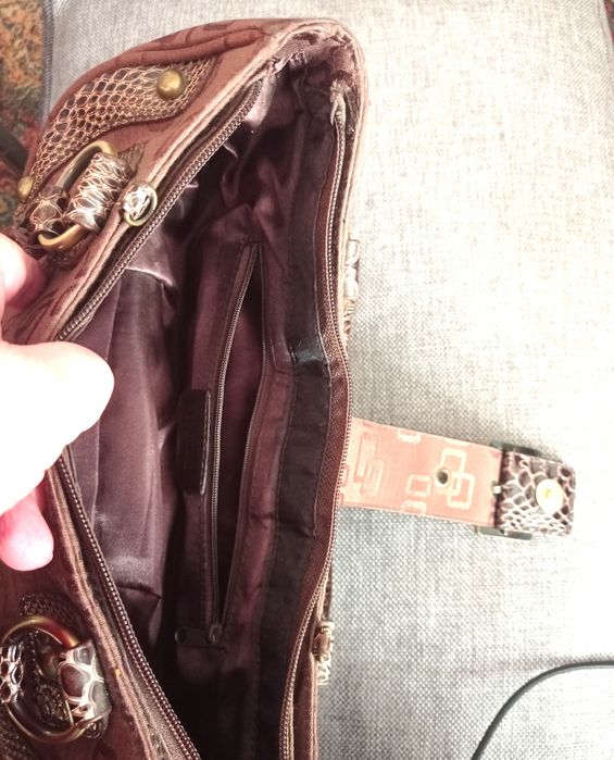 Mała zgrabna torebka