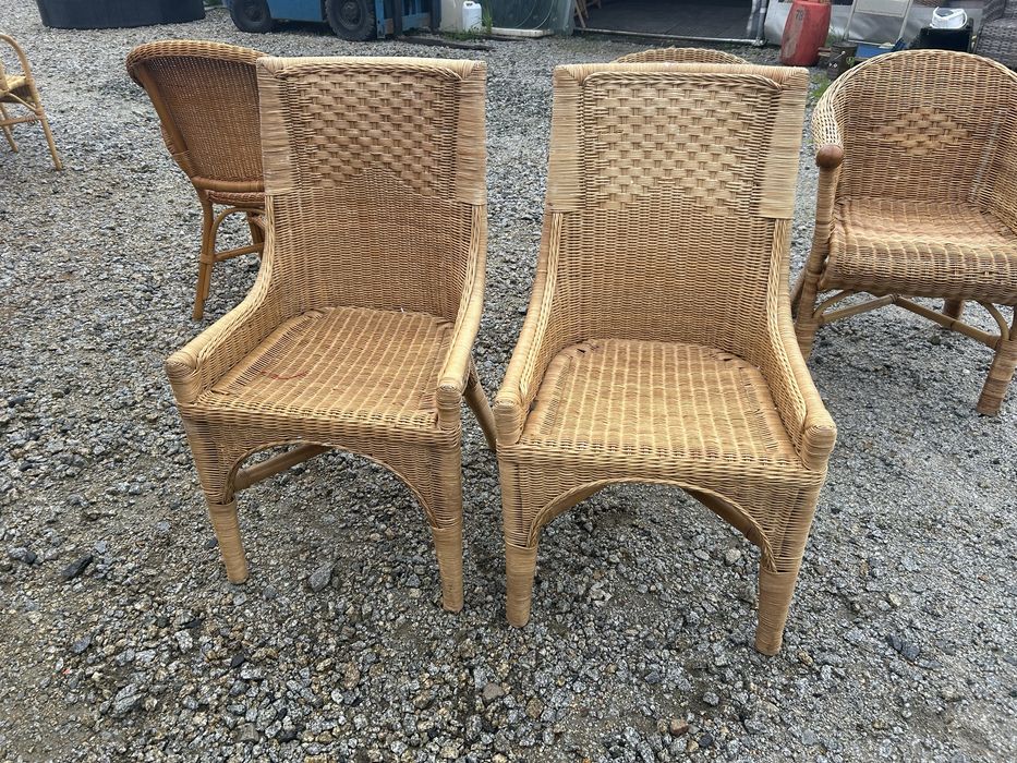 śliczne fotele rattanowe kilkanascie szt z poduchami