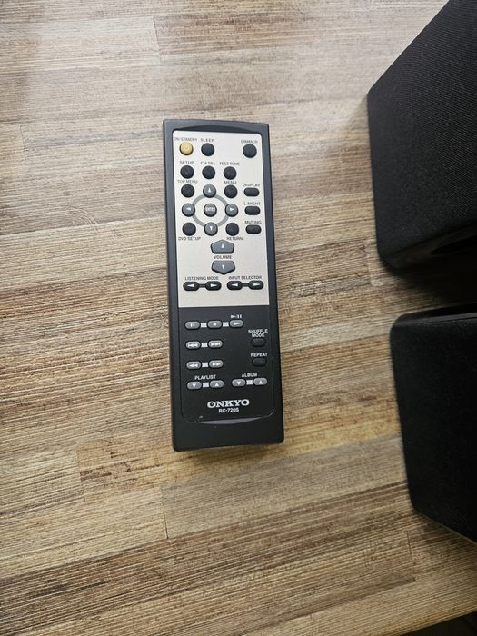 System kina domowego Onkyo HTX-22HDX
HTX-22HDX