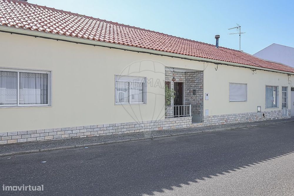 T3 Detached House for Sale