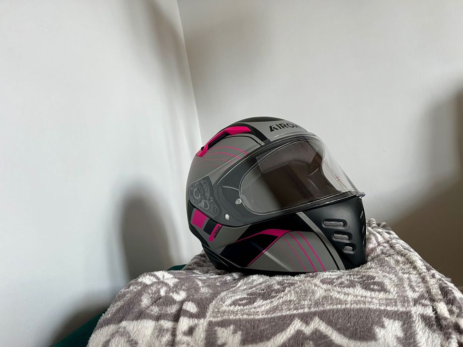 Kask Airoh Connor Achieve Pink Matt Rozm S 55-56 cm, interkom